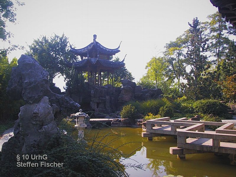 Chinesischer Garten></td>
      </tr>
     </table>
<!-- **************************************************************************** Ende ****************************************************************************** -->


 <!-- ************************************************************************** Schluss **************************************************************************** -->

<table margin=